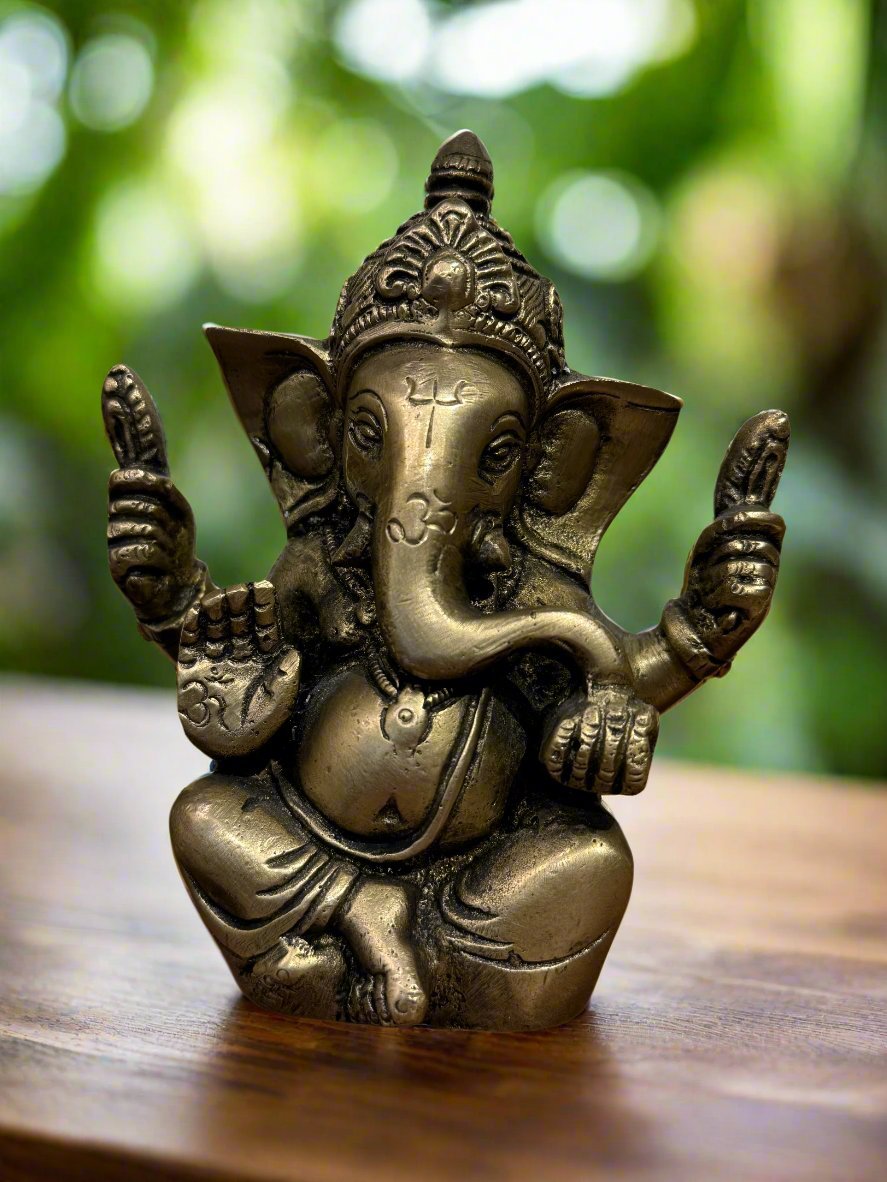 STU - Ganesha Non GM - 5 inches - 1.7 lbs - 2 lbs - Nairu® - A Candle Boutique - Statue -
